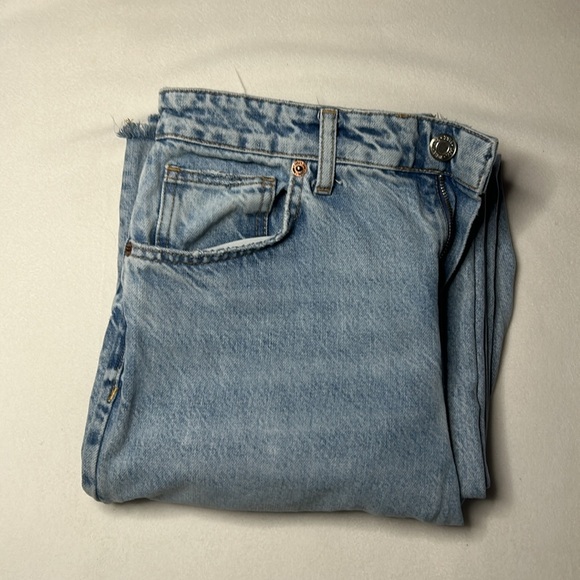 Jeans - Zara - size 10 USA , 42 EUR - Picture 3 of 3